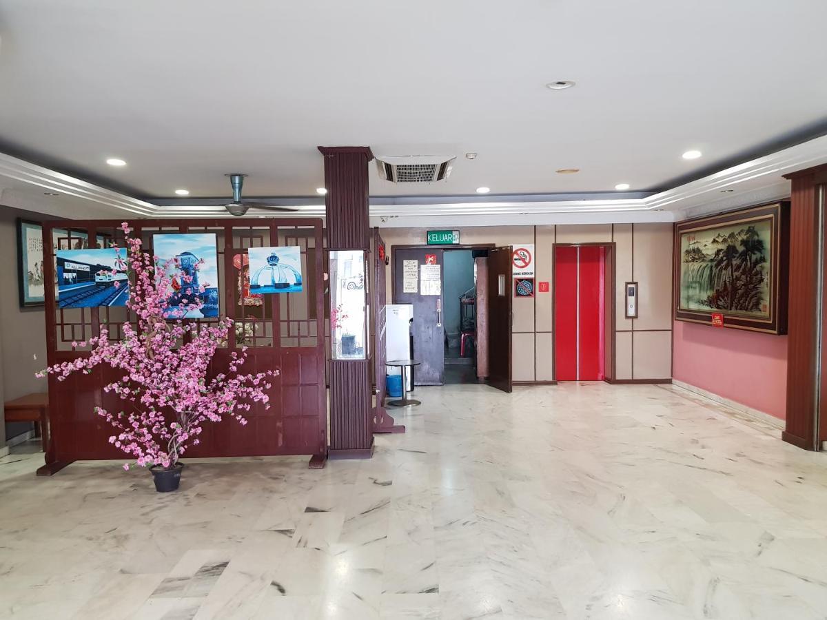 Anika Inn - Kluang Exterior photo