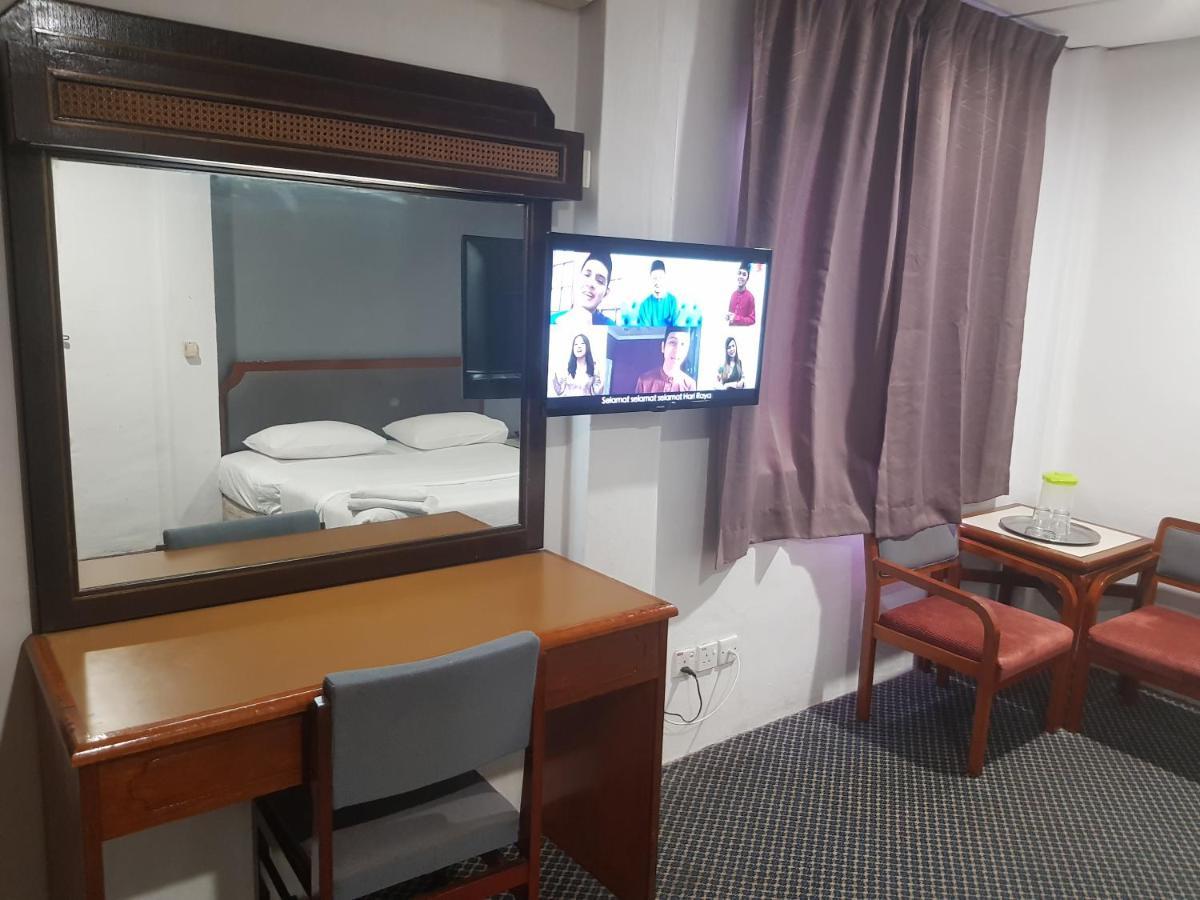 Anika Inn - Kluang Exterior photo