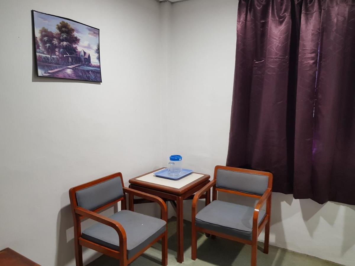 Anika Inn - Kluang Exterior photo
